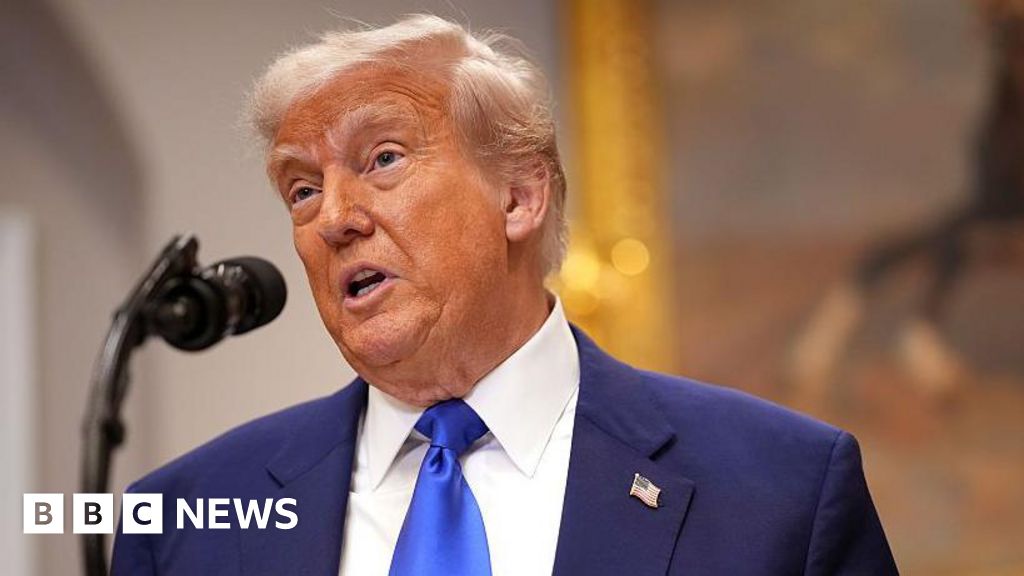 Trump threatens tariffs on Apple iPhones and EU products