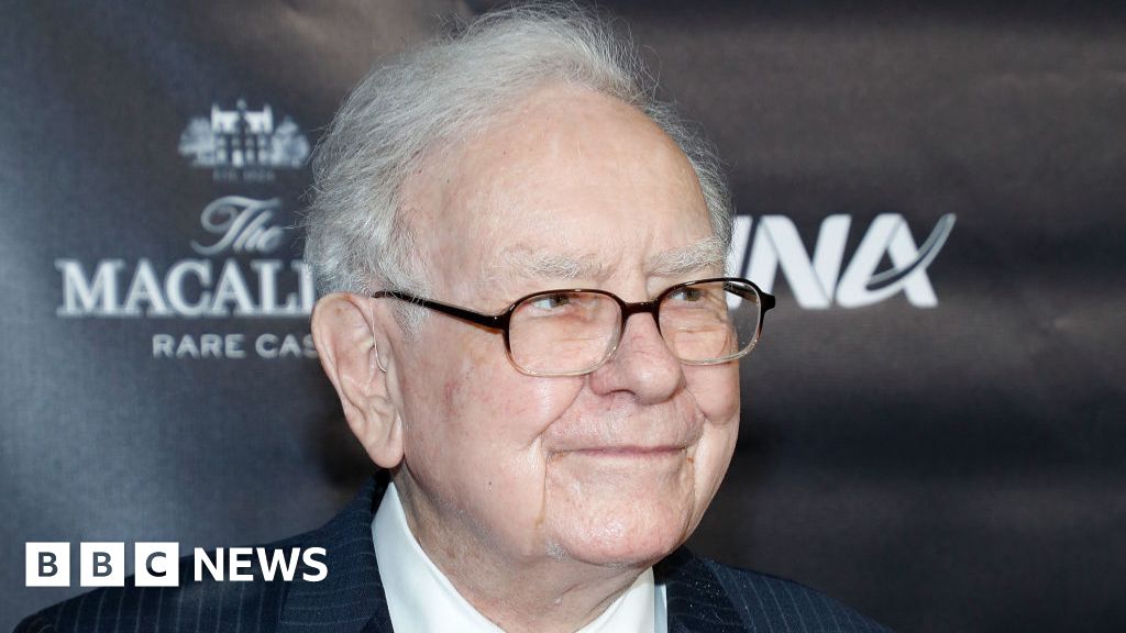 Warren Buffett, 94, stepping down as Berkshire Hathaway CEO